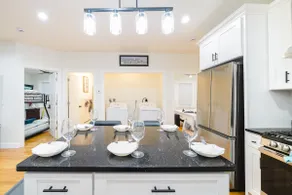 Spacious 3BR Worcester Apt Near Clark & Parks 16/3 - Image 5