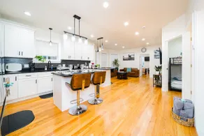 Spacious 3BR Worcester Apt Near Clark & Parks 16/3 - Image 3