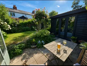 Quaint Country Cottage in Ide Hill, Kent - Image 3