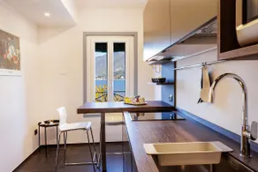 Terrazza Mazzini lakeside apartment Stylish - Image 3