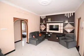 Revival Villa - Image 2