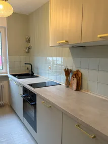 Cozy Apartment | Near Lake + City Access + Balcony - Image 3