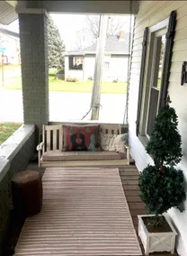 Bluegrass Bungalow 2 Bdrm/1 Bath with Large Porch - Image 4