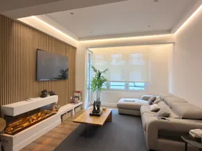 Premium Design Center: 2 Suites & Private Parking - Image 4