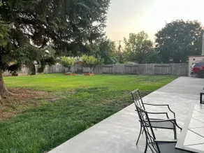 Cozy Remodeled 4BR Home | Hot Tub Oasis | 85” TV - Image 4