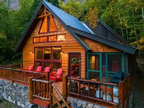 Cozy Cub Mountain Cabin, Hot tub, Lake George - Image 2