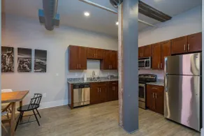 Downtown Historic Loft > 1 BLOCK TO BROADWAY > 304 - Image 3