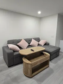 The Velvet Lounge Stay - Image 5