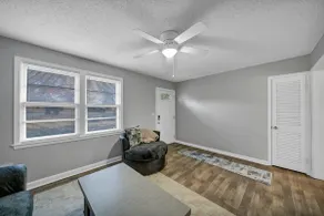 Charming Bungalow minutes from downtown Columbia - Image 4