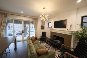 Lux New Hyde Park Apt by UChicago & Obama Library - Image 5