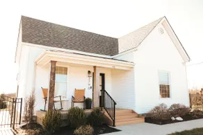 Peaceful Modern Retreat Minutes from the ARK & NKy - Image 2