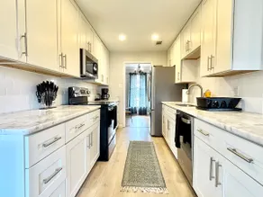 *KING Beds - Family Home - Quiet Neighborhood* - Image 3