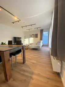 Airbnb house in OL City/Parking & garden - Image 2