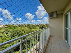 2-bedroom apartment with balcony facing the woods - Image 5