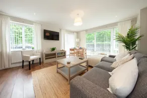 Spacious Private2BR/2BA Room C/Free parking/WiFi. - Image 5