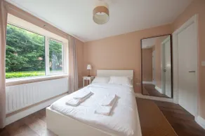 Spacious Private2BR/2BA Room C/Free parking/WiFi. - Image 2