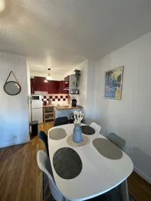 Cocoon Centre Suite. View of Sancy, Fiber & Air Conditioning - Image 3