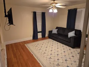 The Monday House - Image 4