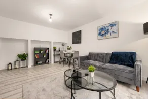 The Manchester Town Stay | Parking | Sleeps 4 - Image 3
