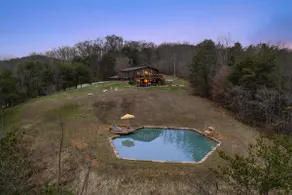 The Honeybell House - Image 5