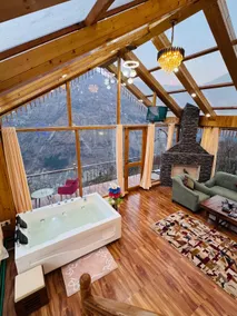 Hill Top Glass-House, Amar Cottage - Image 3