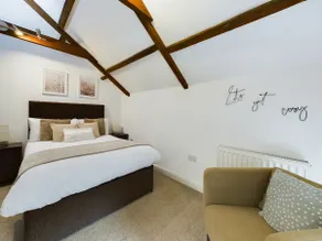Charming 3 Bedroom Home in the Heart of Stanhope - Image 3