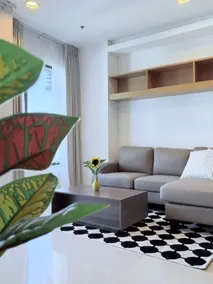 Modern 1BR - City Views - 1min BTS Chit Lom - Image 2