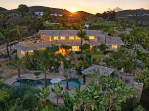 Private 3-Acre Retreat -Pool, Casita & Lemon Grove - Image 3