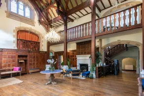 Cleeve House Grand Manor · Near Bath · Sleeps 26 - Image 3