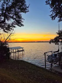 Family Friendly Lake House Escape - Image 2