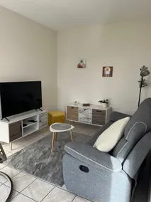 Cozy apartment in the city center near the station - Image 4