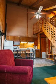 Peaceful, wooded setting with easy lake access. - Image 2