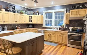 Family Retreat in Wolfeboro: 5BR/3BA, Lake Views - Image 2