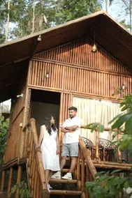 carpa lupa -water front wooden cottage - Image 2