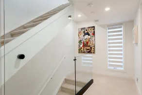 Open Concept Loft 8 mins from Downtown Sleeps 8. - Image 3