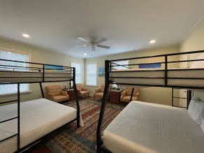 The Platform Townhome by Kirk Murphy Hospitality - Image 2