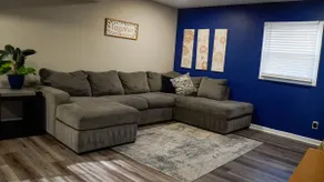 Peaceful, Neighborhood Home for Multi-Gen Groups - Image 2