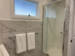 Private Guest Suite with Lake Views | Pet Friendly - Image 4