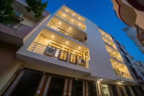 Cozy 2BHK Near Metro | Friendly Stay - Image 3