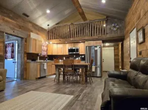 Quiet Nauvoo cottage with views and deck - Image 2