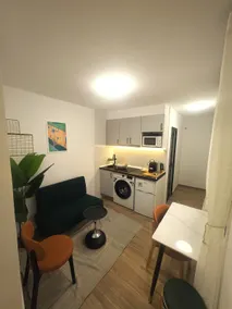 107 NEW Private studio, 15 minutes by train to Madrid. - Image 5