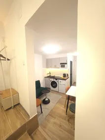 107 NEW Private studio, 15 minutes by train to Madrid. - Image 4