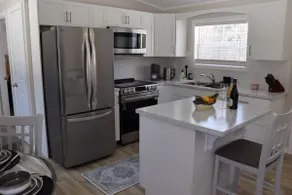 Avail. End of Jan 26 - New 2-bdrm home - Image 2