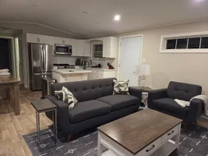 Avail. End of Jan 26 - New 2-bdrm home - Image 3
