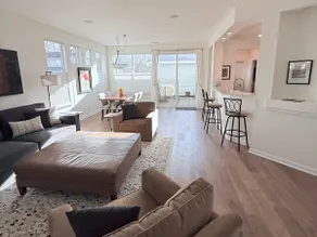 Orenco Cottage with King and Queen Ensuites - Image 3
