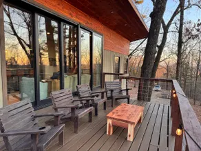 Cabin in the Woods - Image 5
