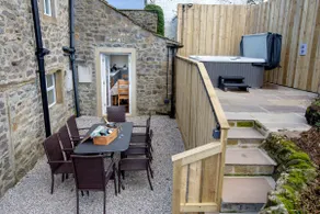 All En-Suite|Hot Tub|Space to Gather|Thoughtful - Image 5