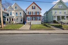 Spacious 2Br home in Malden with AC & heat - Image 2