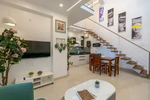 Candolim Santorini | Luxurious 2 BHK Duplex - Image 4