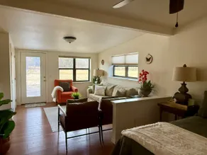 Heritage House - Spacious Retreat at Peace Valley - Image 2